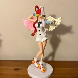 One Piece Red Uta Figure